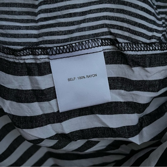 M Jane and Delancey Women’s Long Sleeve Button Down Black White Striped Shirt - Picture 5 of 6